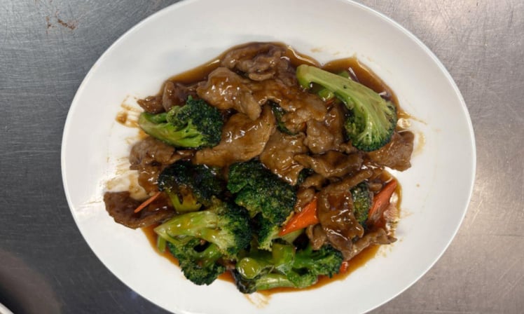 Broccoli Beef — Hong Kong Kitchen