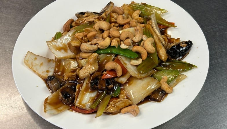 Cashew Chicken — Hong Kong Kitchen