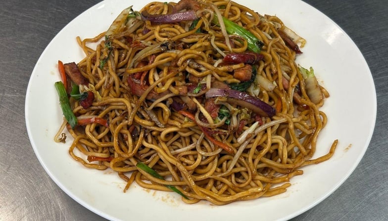 Char Siu Lo Mein — Hong Kong Kitchen