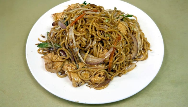Chicken Lo Mein — Hong Kong Kitchen